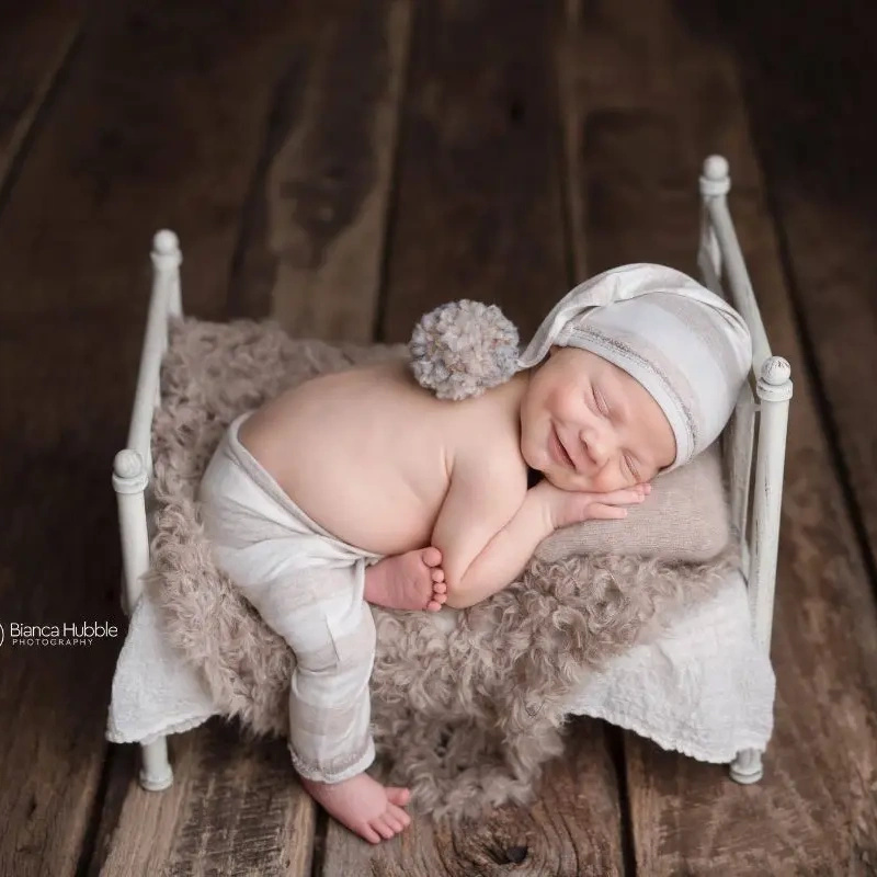 Vintage Mini Iron Bed - Newborn Photography Props - Image 2